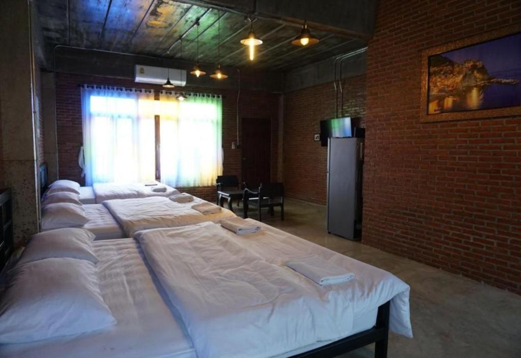 Oyo 1155 Bikers House And Enduro Tours Chiang Mai Hotel Exterior foto